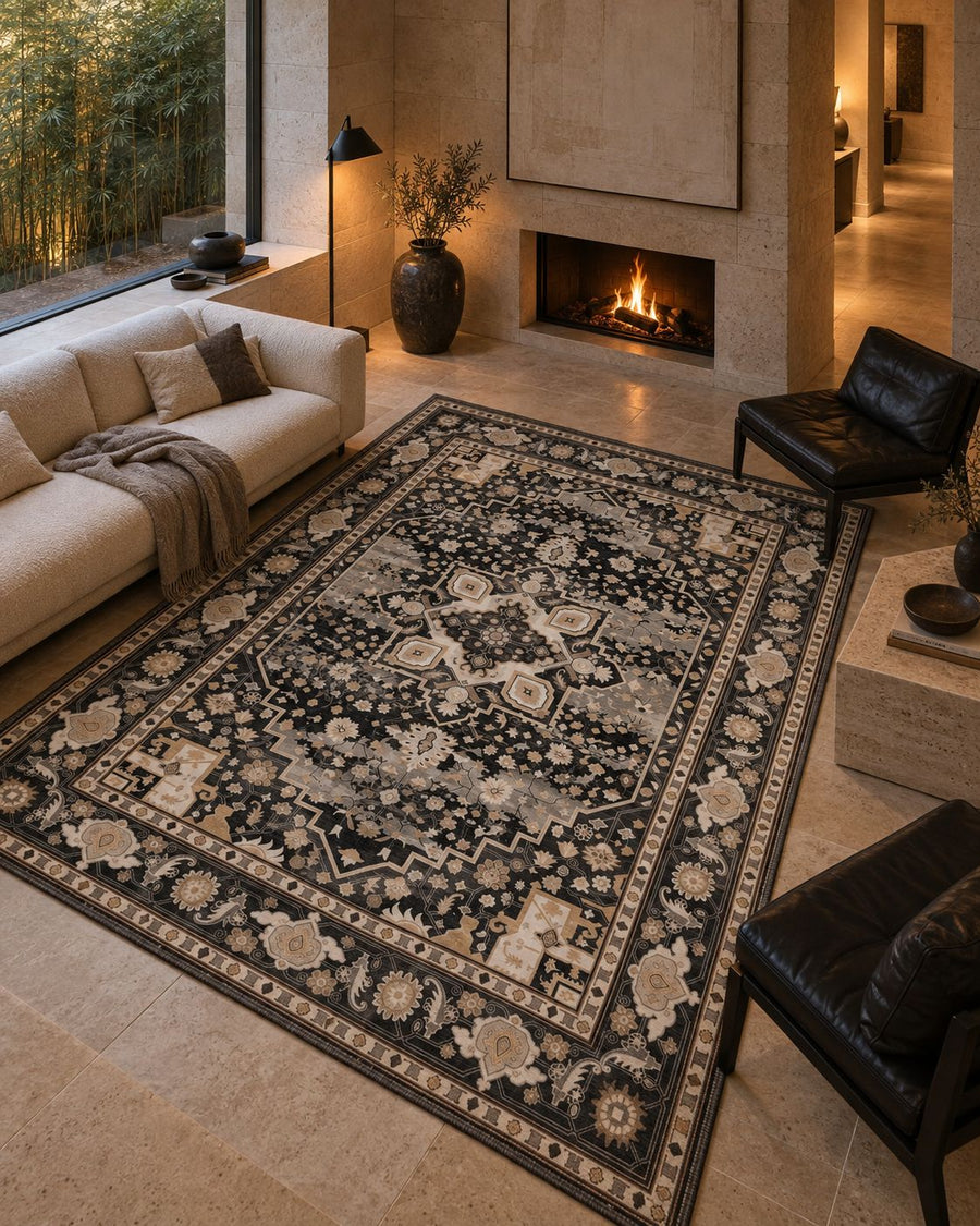 Tapis persan vintage anthracite dans une maison de pierre, vue d'ensemble